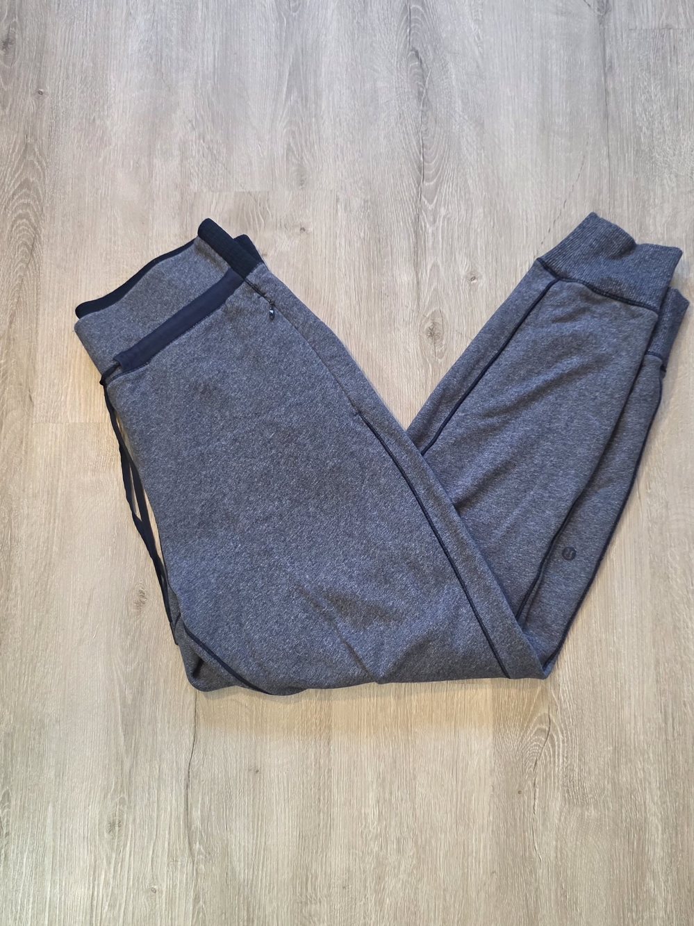 Lululemon Scuba High Rise Relaxed Joggers Size 8 Blue Sweatpants